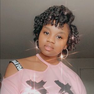 Meet your Posher, Samiya